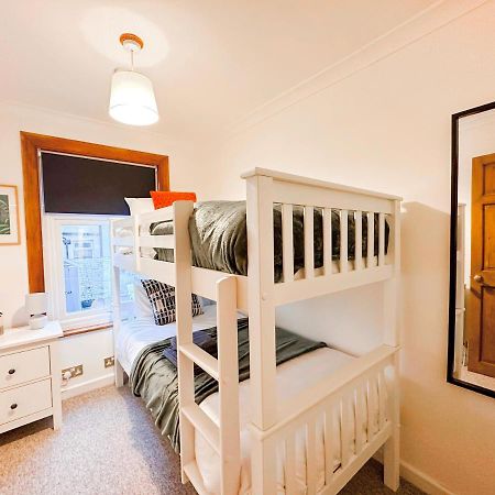 3 Bedroom Home Close To Town Centre With Wifi & Garden Royal Tunbridge Wells Exteriér fotografie