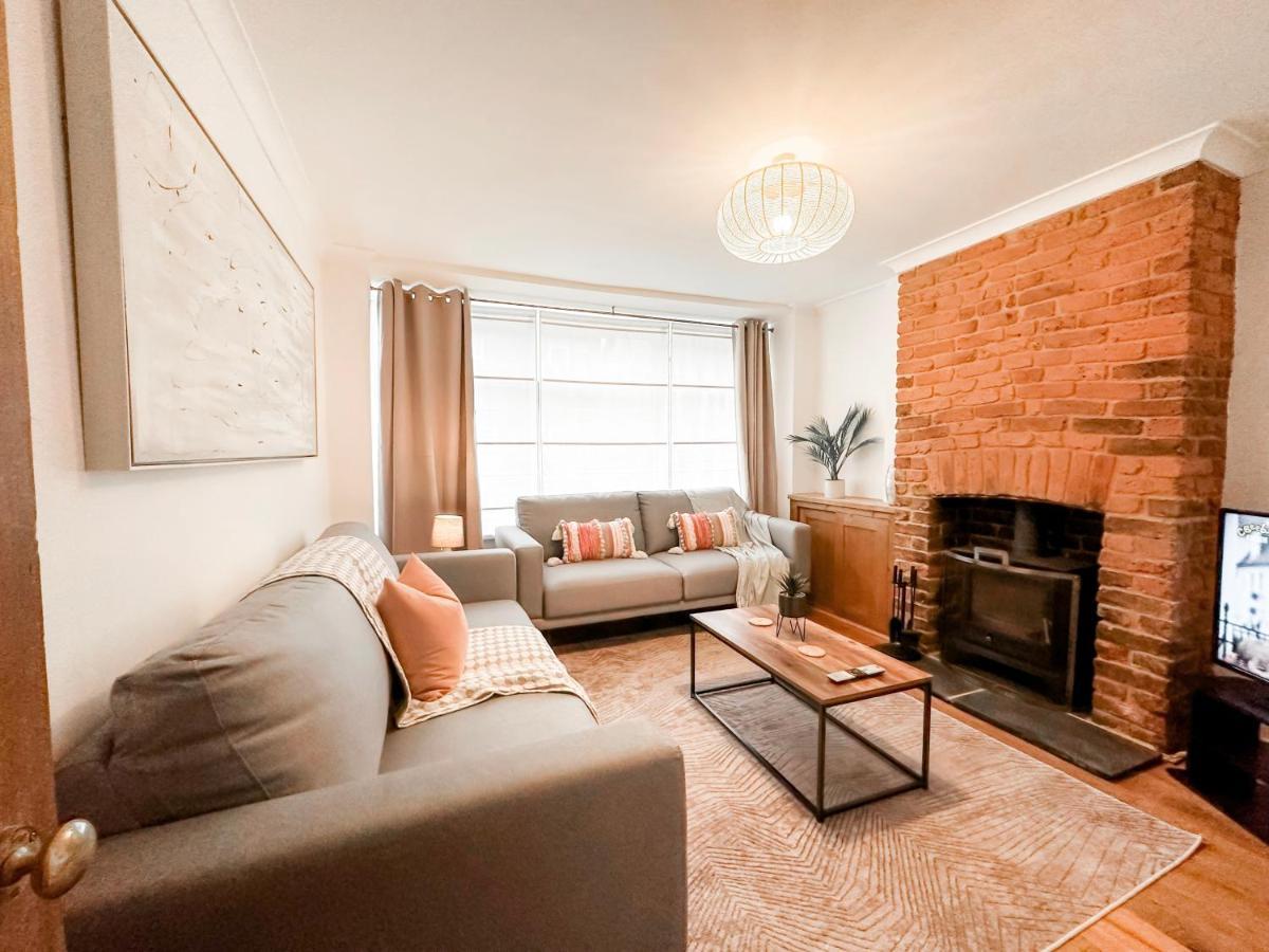 3 Bedroom Home Close To Town Centre With Wifi & Garden Royal Tunbridge Wells Exteriér fotografie